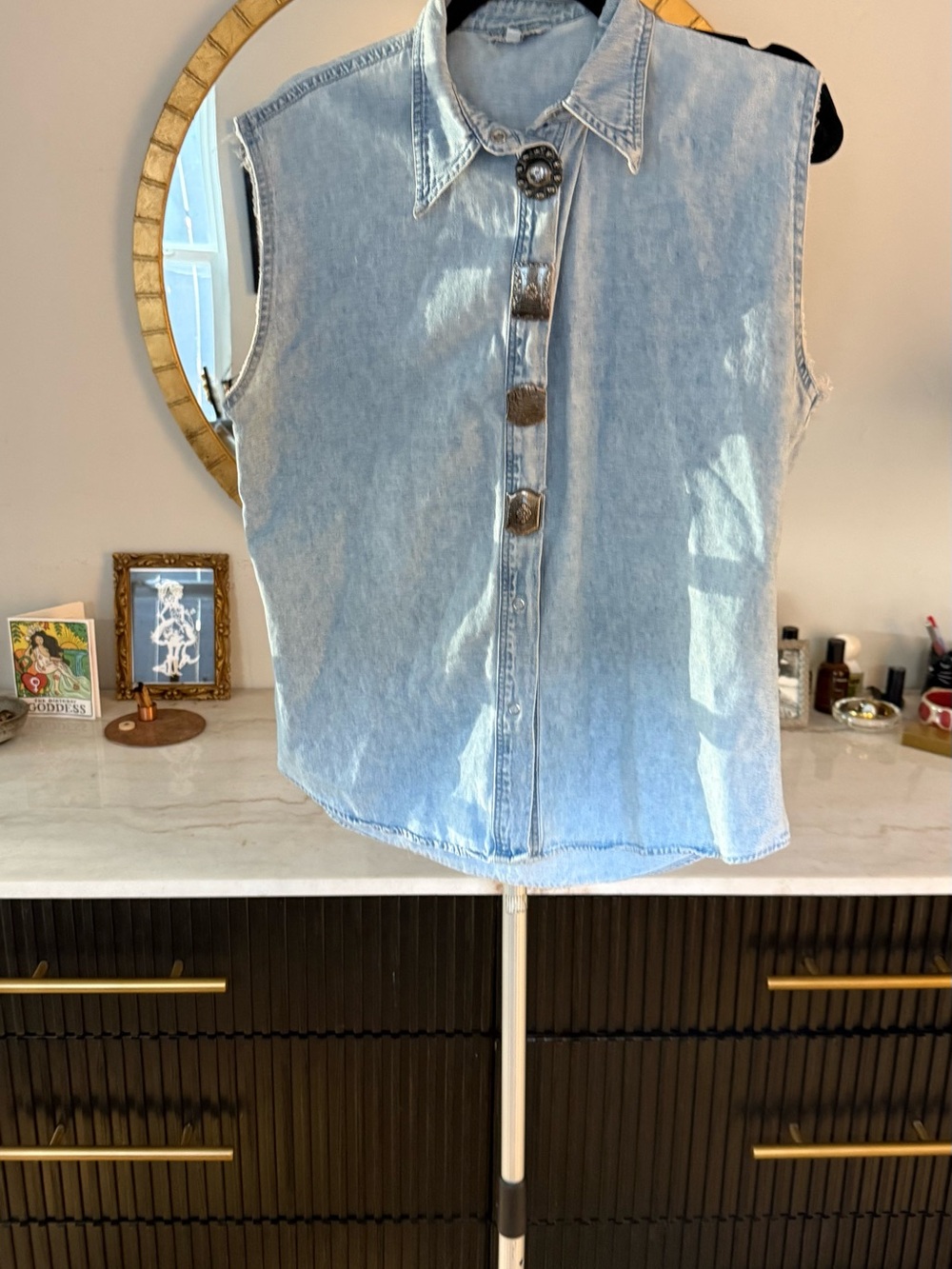 Vintage Light Blue Denim Sleeveless Button Tank - Picture 2 of 5